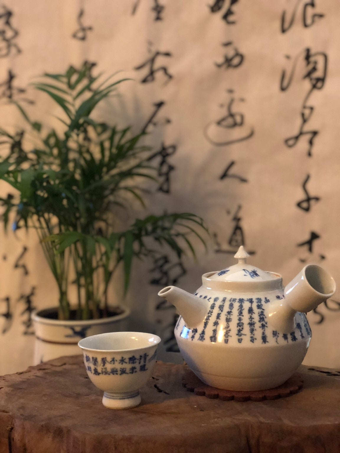 Pot-7- Blue & White Side-handled Tea Pot 清水燒青花側把壶 – Tea Treasures